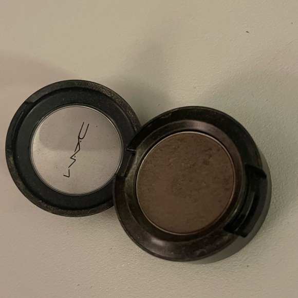MAC Cosmetics Other - MAC Eyeshadow “Satin Taupe”